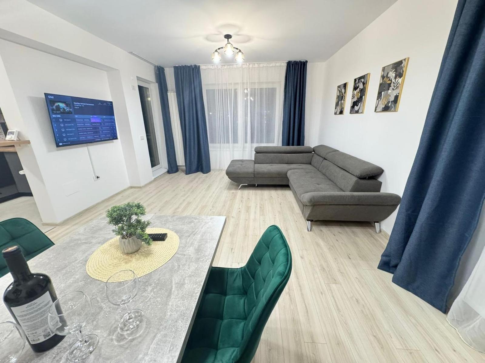בראשוב Coresi Mall Area Studios & Apartments By Glam מראה חיצוני תמונה