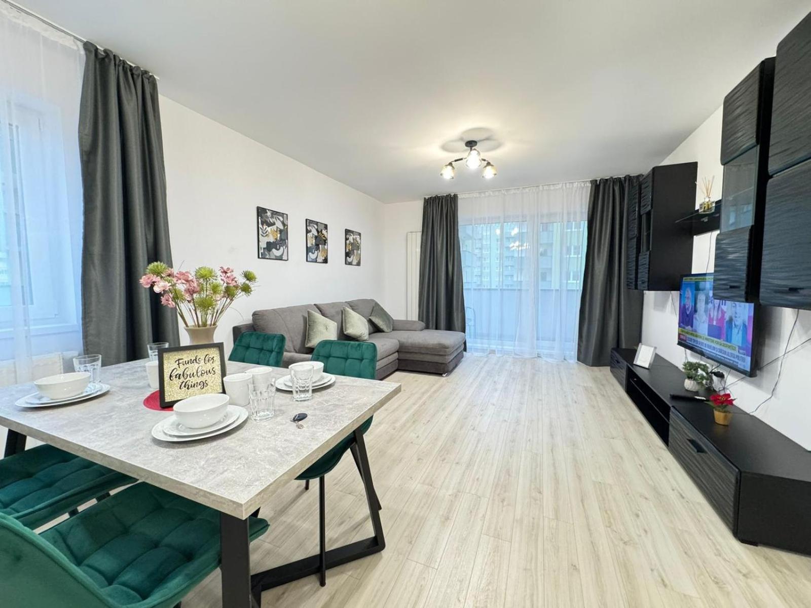 בראשוב Coresi Mall Area Studios & Apartments By Glam מראה חיצוני תמונה